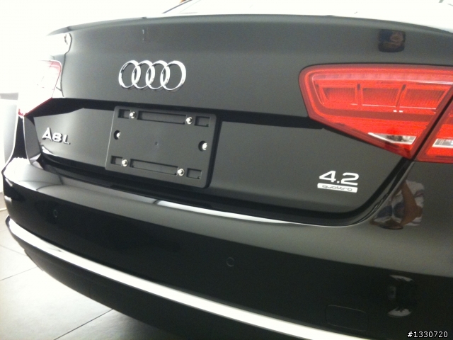 受困五指山  audi車鎖 30秒內快速解鎖!?(補之前new a8圖)