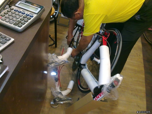 開箱 2011 TCR ADV SL R2