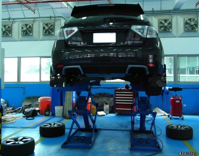 (分享)GRF sti外觀混種小改(VARIS+CHARGESPEED+RALLYARMOR)