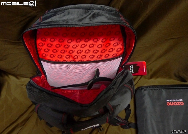 給16吋筆電一個家：Ozone Gaming Gear