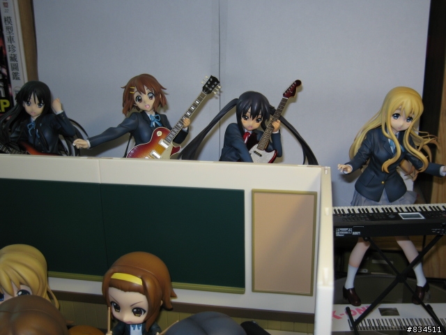[開箱分享] {K-ON!} 輕音五人眾之一_[琴吹  紬]_(ALTER版)