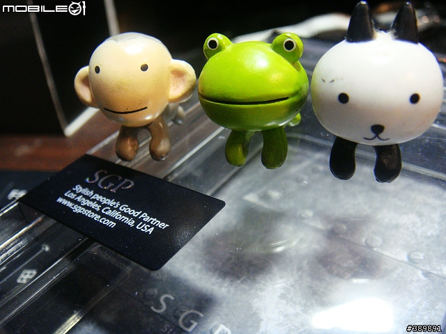 [開箱文]SGP NEO HYBRID EX Series for iphone4-Satin Silver（圖不少）