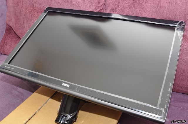 [開箱]BENQ新的VA面板螢幕EW2420
