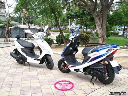 【不專業の開箱】Suzuki GSR 125 尊爵版 VS. 競速版