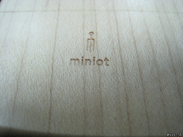 [原木質感]iwood4頂級iphone4手機殼,隱藏版開箱