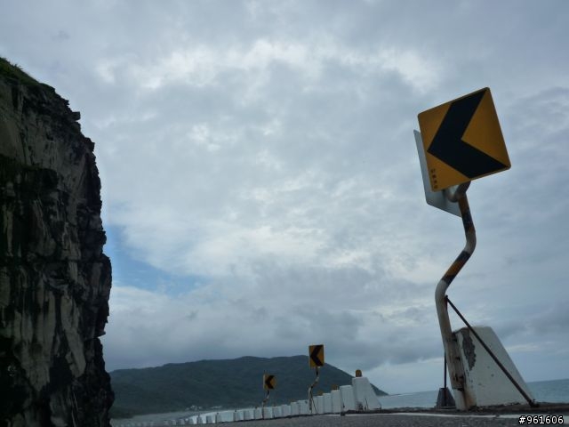 【遊記分享】鐵馬浪人之流浪全台灣~~DAY9~~終於在民國100年前PO完了，祝大家新年快樂~~