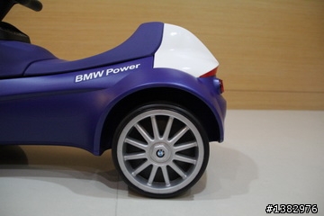 BMW學步車