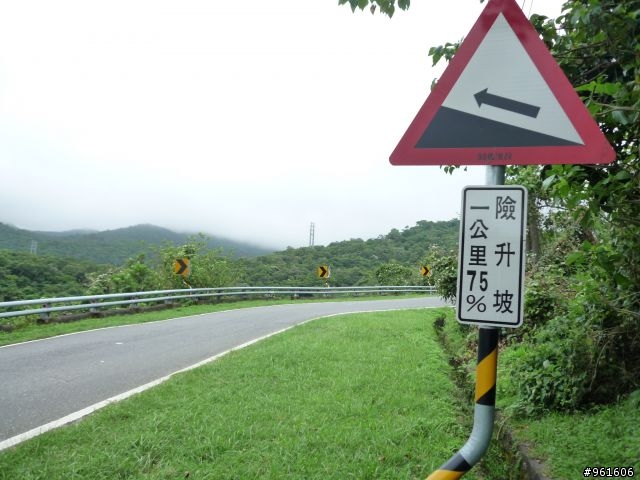 【遊記分享】鐵馬浪人之流浪全台灣~~DAY9~~終於在民國100年前PO完了，祝大家新年快樂~~