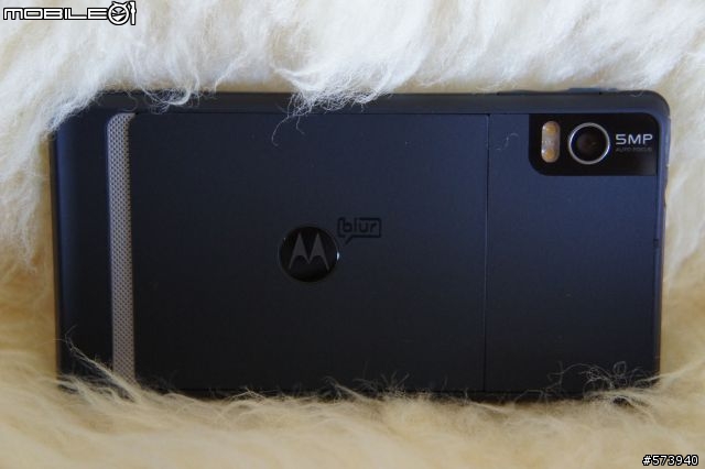 [開箱] (11/26更新)Motorola Milestone 2 英國版 (圖多慎入)