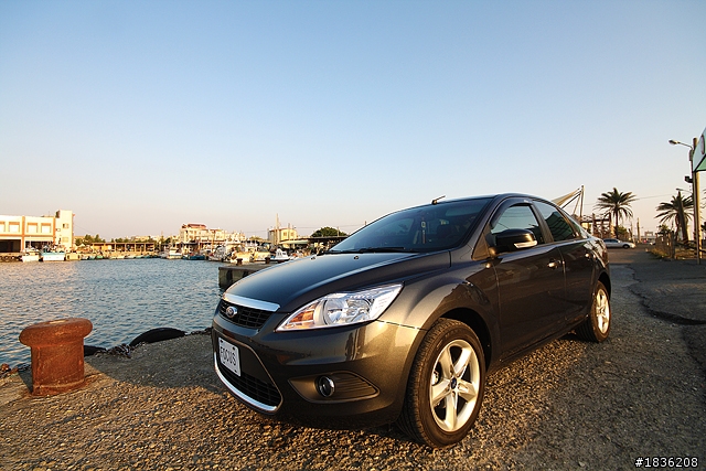 聽說現在很流行開箱(Focus tdci 4d)