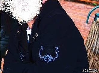 請問幾年前這件MEXX的連帽外套哪還找的到呢?