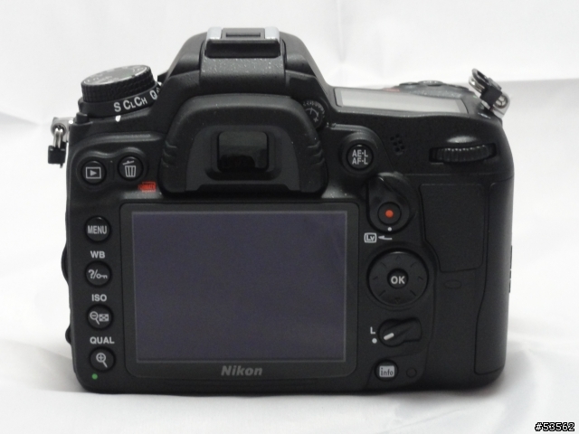 Nikon D7000 Kit 開箱 (11月15日新增自動白平衡簡單測試)