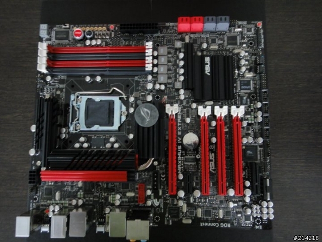 ASUS Republic Of Gamers Maximus IV Extreme firstlook