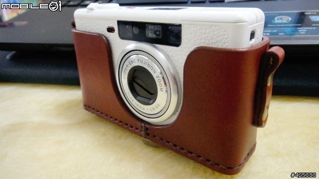[分享] 相機皮套與相機揹帶 For Fujifilm Natura Classica White