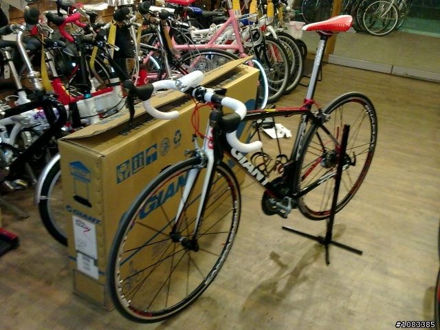 開箱 2011 TCR ADV SL R2