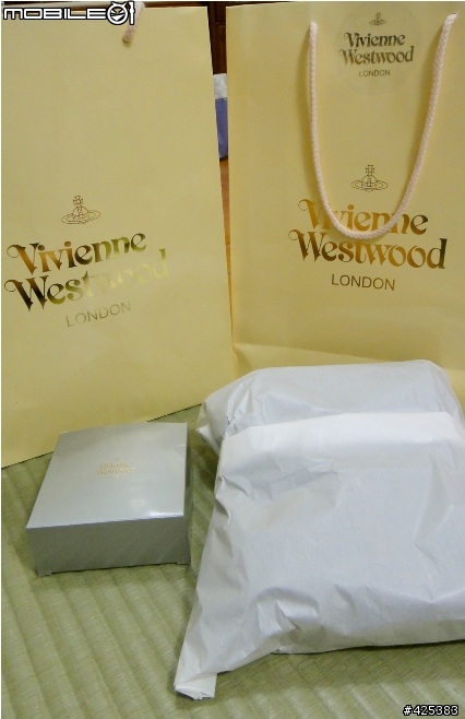 [分享] Vivienne Westwood & Coach 小物 (補上襯衫實穿圖, 手機拍攝, 畫質差)