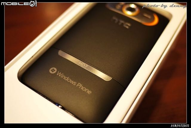 [HTC] HD7 朋友開箱代PO文 第一彈!
