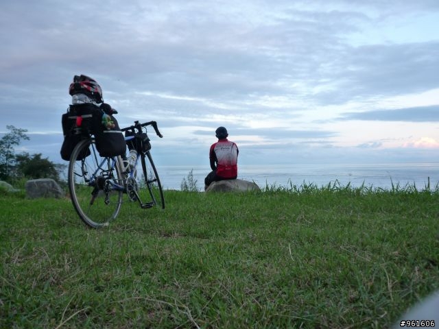 【遊記分享】鐵馬浪人之流浪全台灣~~DAY9~~終於在民國100年前PO完了，祝大家新年快樂~~