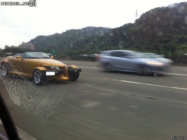 在泰山收費站遇見的帥氣復古車