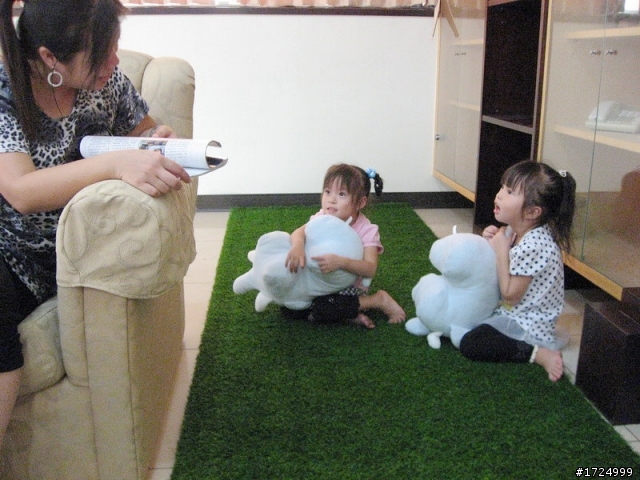 害羞首發!來!作爹的給妳們一片安全綠地!!!(Artificialturf人工草皮)