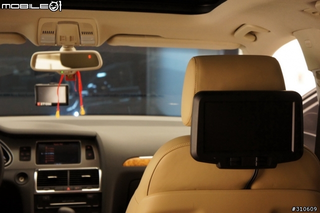 [開箱文] 2011 Audi Q7 3.0TFSI 開箱分享(圖多)