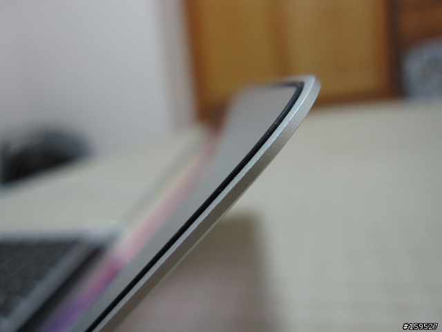 台版11.6 macbook air開箱分享  新增kvm轉接器使用心得