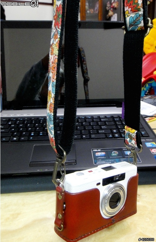 [分享] 相機皮套與相機揹帶 For Fujifilm Natura Classica White