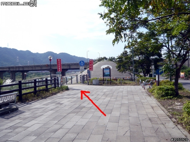 楓葉隧道-石門水庫