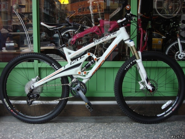 2011 WHYTE T-120s 開箱(應該是台灣第一台吧?)