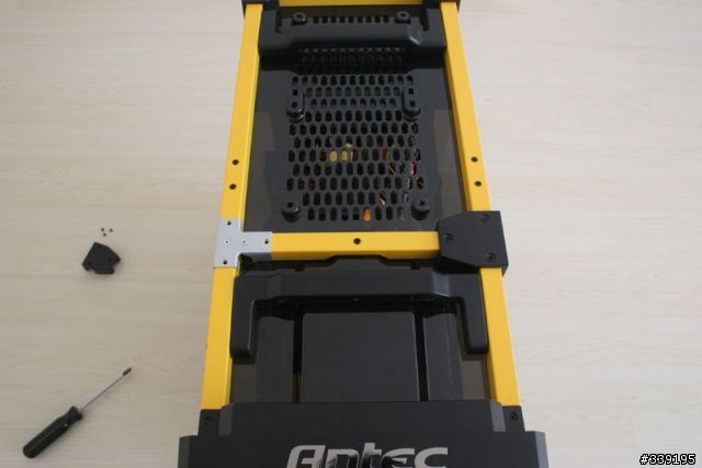 [分享] Antec Lanboy Air機殼-- 別人沒提到的部分