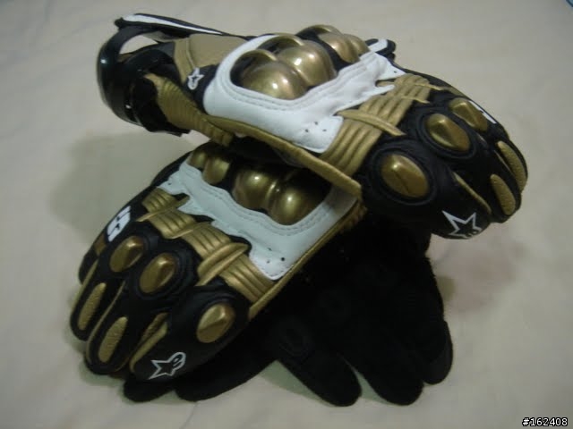 [開箱？] 金光閃閃的小星星~ Alpinestars S1