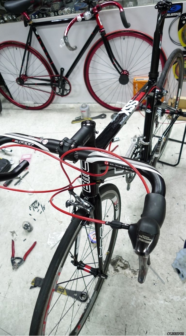 [換車藉口之開箱篇]車架有問題,所以換新車架