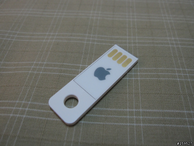 台版11.6 macbook air開箱分享  新增kvm轉接器使用心得