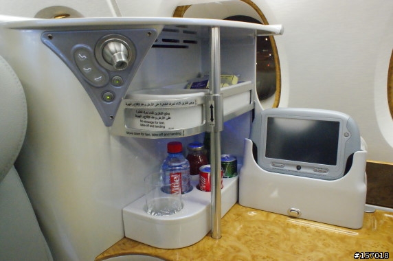 我的EMIRATES A380 商務艙 HK  BKK 體驗記