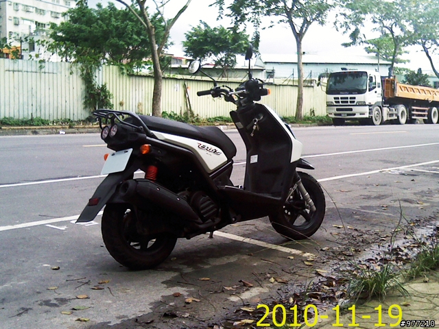 開箱 SUZUKI NEX 125 黑灰