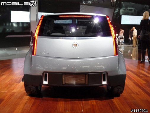 [車迷首選] 花了三天才逛完!! 直擊2010 洛杉磯國際車展!!