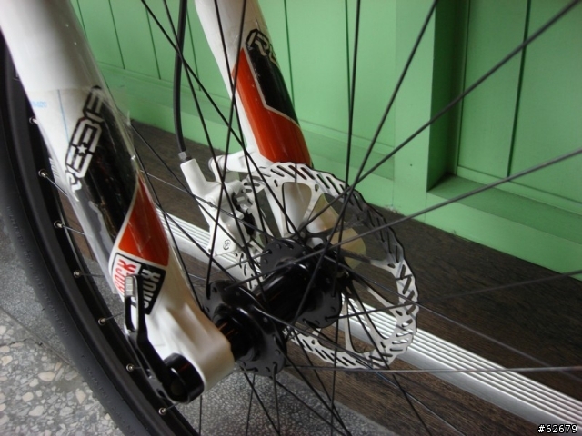 2011 WHYTE T-120s 開箱(應該是台灣第一台吧?)