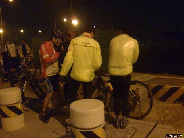 半夜12點之台中最晚騎---夜貓團 and  旋馬團！