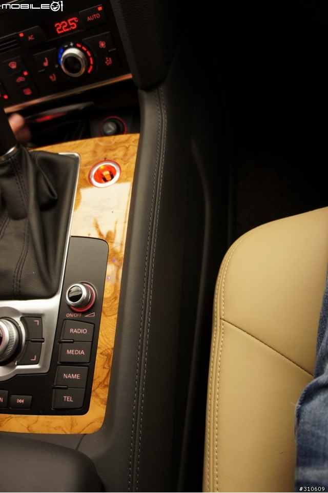 [開箱文] 2011 Audi Q7 3.0TFSI 開箱分享(圖多)