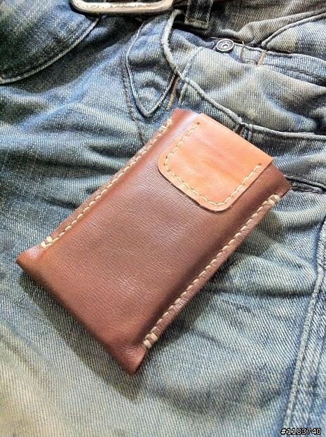 DIY幫自己Iphone4做個窩