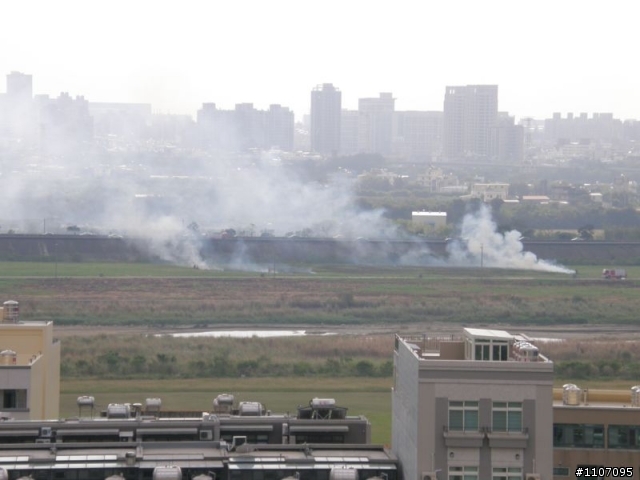 拯救居家環境之新竹68快速道路與高鐵交接附近的一片濃煙的故事~
