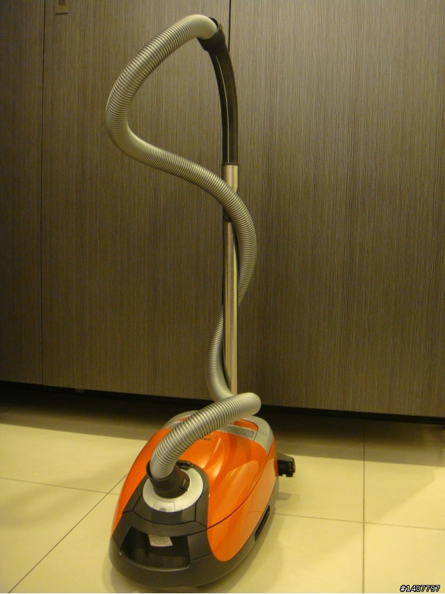 [開箱]家電中的精品，Miele S5281