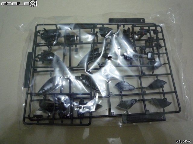 [開箱]壽屋 機動警察 TYPE-J9 葛里芬 Q版(1/5新增素組圖)
