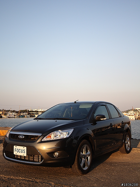 聽說現在很流行開箱(Focus tdci 4d)