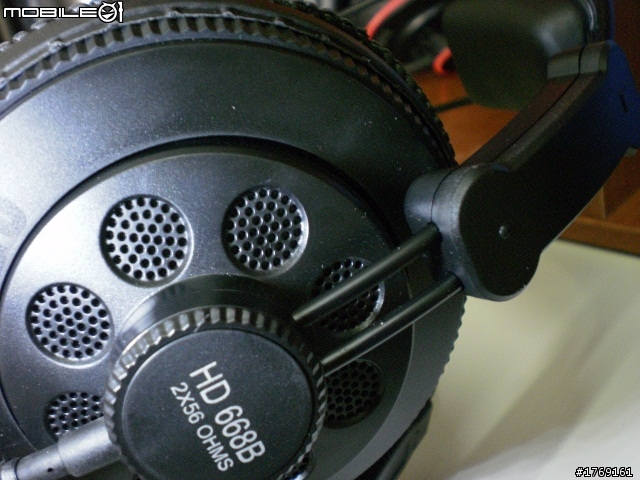 [開箱]舒伯樂 superlux HD668B + 與HD681外型比較