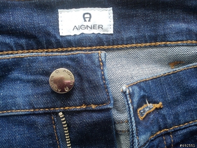 [AIGNER] 原味牛仔褲 (極簡開箱)