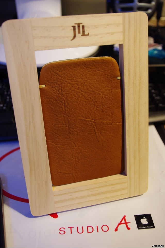 [分享] Just Take Life Leather Case for iPhone