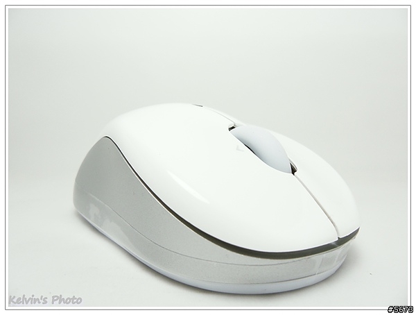 科技感十足-Logitech  V470