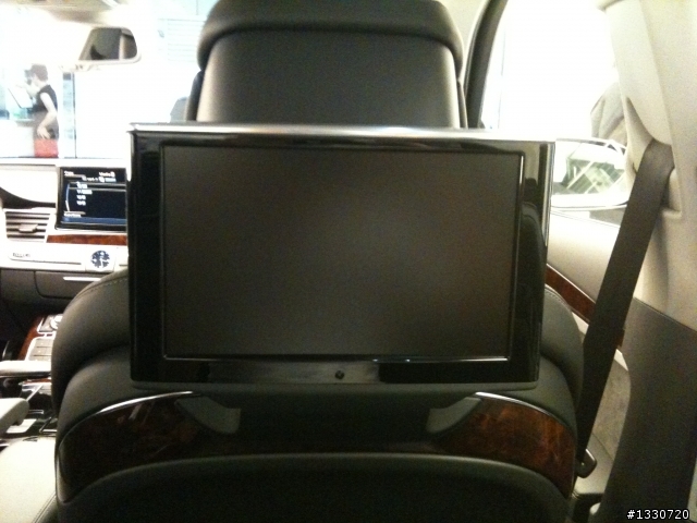 受困五指山  audi車鎖 30秒內快速解鎖!?(補之前new a8圖)