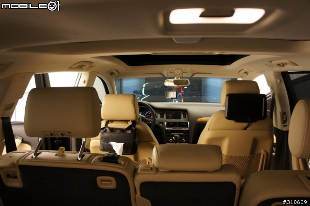 [開箱文] 2011 Audi Q7 3.0TFSI 開箱分享(圖多)